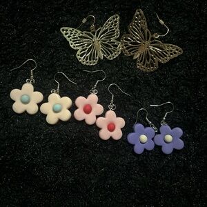 American Vintage Gold Butterfly and Floral Earrings